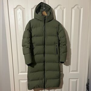 Women’s Aritzia Super Puff H2O Long Puffer Jacket Sz. XS